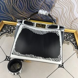 Сумка Fendi Iconic Peekaboo среднего размера из белой кожи с отделкой по краям и