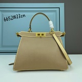 Золотая сумка Fendi by Versace в форме кошки, модель 480, классическая модель Pe
