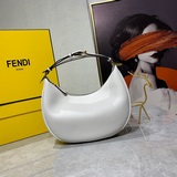 Цепочка 30  Ipraphy FENDI сумка под мышку, отличающаяся формой полумесяца, с кла