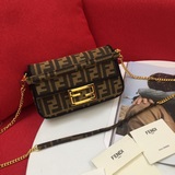 Ретро-стиль Fendi, сумка с двойным логотипом F, клапаном и длинным плечевым ремн