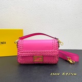 В комплекте с коробкой, новая модель Fendi ранней весны, знаменитая сумка Baguet