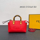 Новая модель Fend уже в продаже! By The Way Boston Boston Mini.