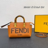Новая модель Fend уже в продаже! By The Way Boston Boston Mini.