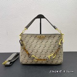 Новая большая сумка Fendi o’lock swing с подмышечным ремнем от Fendi.