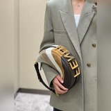 Fendigraphy полумесячный пакет под мышкой! Модный аксессуар для тех, кто хочет в