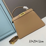 Средняя сумка FENDI peekaboo ISEEU, продолжение классической линейки сумок peeka