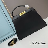 Средняя сумка FENDI peekaboo ISEEU, продолжение классической линейки сумок peeka