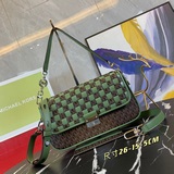 Комплект с коробкой. Сумка через плечо ICHAEL KORS с контрастным узором из двух 
