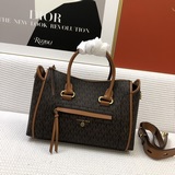 Новая сумка через плечо от mk, изготовлена из кожи быка с отделкой из ПВХ с узор