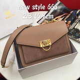 Новая модель ICHAEL KORS [в комплекте с коробкой для хранения] Материал： кожа бы