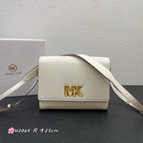 Новые продукты MK поступили в продажу. Они изготовлены из ПВХ с оригинальными ме