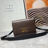 Новые продукты MK поступили в продажу. Они изготовлены из ПВХ с оригинальными ме