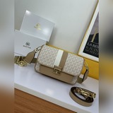 Новая модель ICHAEL KORS, полностью из натуральной кожи, с клапаном и двухцветны