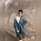 P-серия, сумка-убийца 1BA863 в клетку. Эта сумка Galleria выполнена из знакового