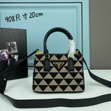P House mini Killer Bag 1BA908. Эта сумка Galleria выполнена в знакомом стиле Sa