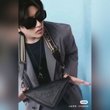 Сумка с грубым крестообразным узором, черная, модель Triangle, классическая форм