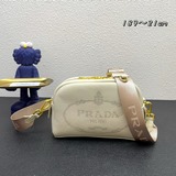 Высококачественная сумка для фотоаппарата Prada.2023 из натуральной кожи верхнег