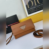 Prada сумка с клапаном и ремнем через плечо, модель 2121. Новая модная женская с
