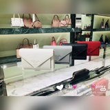 Женская сумка через плечо из кожи Saffiano. С карманом для карт, подкладкой из н