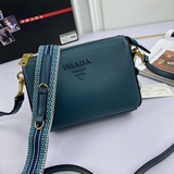 Prada сумка с клапаном и одним плечевым ремнем, модель 66136, с двумя плечевыми 