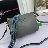 Prada сумка с клапаном и одним плечевым ремнем, модель 66136, с двумя плечевыми 