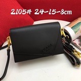 Официальный сайт представляет новую модель PRADA с откидной крышкой, модель 2105