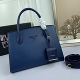 Высокое качество, эксклюзивная премьера популярной модели PRADA (Prada) 66158, и