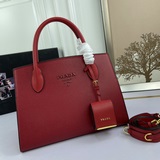 Высокое качество, эксклюзивная премьера популярной модели PRADA (Prada) 66158, и