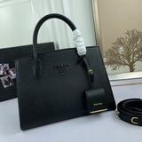 Высокое качество, эксклюзивная премьера популярной модели PRADA (Prada) 66158, и