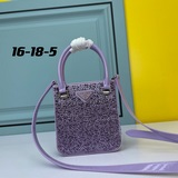 Сумка Prada с коробкой. В этом году сумки в стиле тоут действительно очень попул