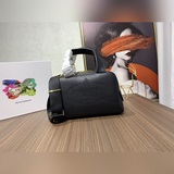 Prada.2023 популярная сумка Brique в стиле почтальона. Текстура кожи действитель