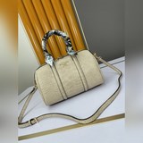 Подушка-сумка «Prada» с крокодиловым узором 1BA260# из натуральной кожи. Превосх