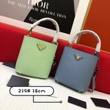 Оригинальная кожа 1BA219 Prada Double Saffiano сумка с крестообразным узором.