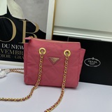 Очень красивая модель, обязательный аксессуар для модников PRADA. Ретро-стиль, п
