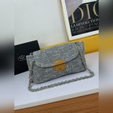 Новая модель с коробкой, точная копия оригинала. Prada, серия «Сокровища», плете