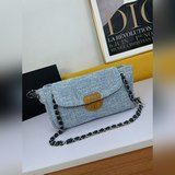 Новая модель с коробкой, точная копия оригинала. Prada, серия «Сокровища», плете