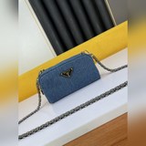 9MONIC [666] MonikaVintage Подержанная  Подержанная сумка Prada из денима, милая