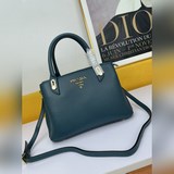 Новая сумка Prada из кожи бычка с текстурой ладони, модель 1BA252#. Изготовлена 