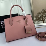 Высокое качество, эксклюзивная премьера популярной модели PRADA (Prada) 66158, и