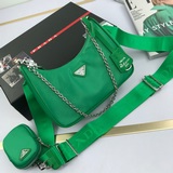 【Высочайшее качество】 В комплекте с фирменной коробкой. Новая модель Prada из не