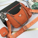 【Высочайшее качество】 В комплекте с фирменной коробкой. Новая модель Prada из не