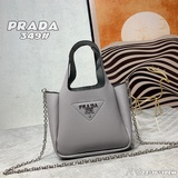 Сумка Prada с коробкой. Эта серия будет основной моделью Prada на весь следующий