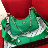 【Высочайшее качество】 В комплекте с фирменной коробкой. Новая модель Prada из не