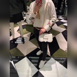 Новая модель Prada в подарочной коробке. Популярная модель из магазина Prada. Ко