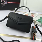 Prada, модель 2095, с двумя ремнями, «Сделано в Италии», превосходное качество и