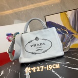 Ранневесенняя коллекция Prada： сумка через плечо с одним плечевым ремнем, корпус