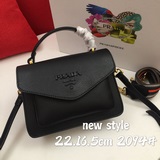 Prada, модель № 2094, с двумя плечевыми ремнями, «Сделано в Италии», превосходно
