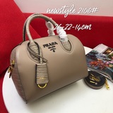 Подушка-сумка «Prada» 2106# из натуральной кожи, очень приятная на ощупь, вы не 