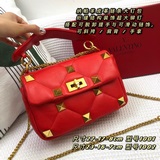 В оригинальной коробке Valent*** Garavani Roman Stud из кожи овцы.