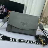 Prada сумка с клапаном и одним плечевым ремнем, модель 2103, с двумя плечевыми р